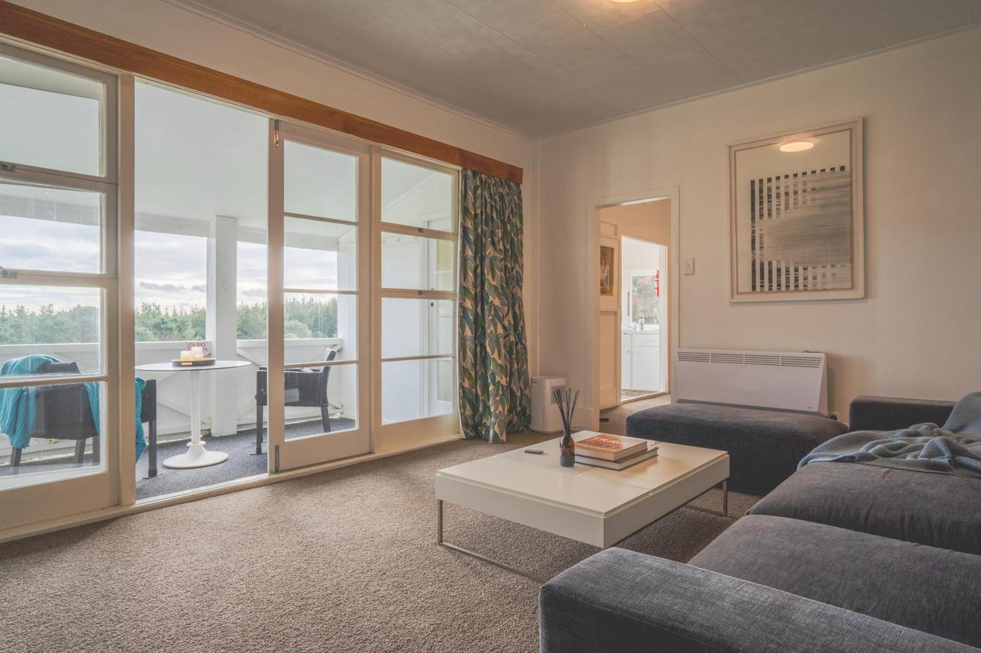 Muriwai Lodge Εξωτερικό φωτογραφία